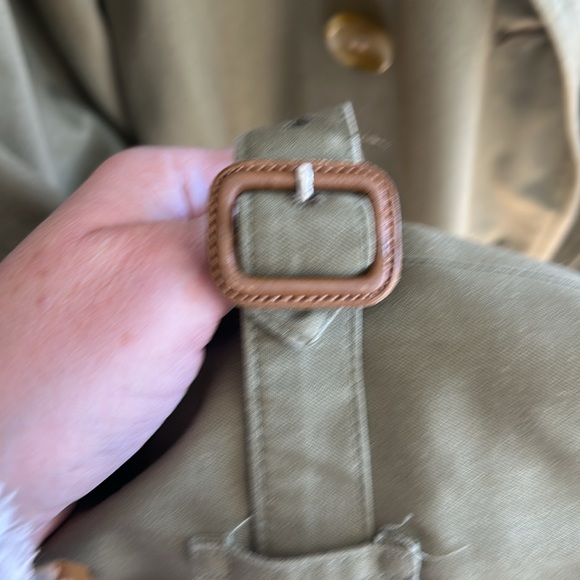 Burberrys trench coat with zip wool insert. This is an authentic vintage item. - Picture 5 of 17